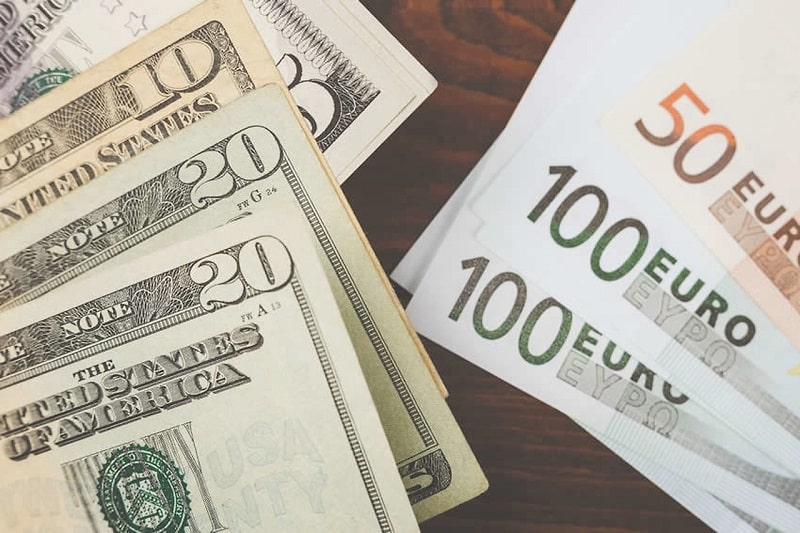 Qui est le plus fort le dollar ou l'euro