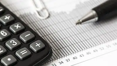 Un courtier recherche le meilleur taux pour votre crédit !